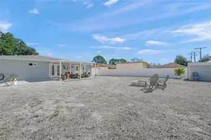 744 Guild Dr, Venice, FL 34285 - Photo 37