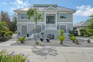 7418 Westmoreland Dr, Sarasota, FL 34243 - Photo 3