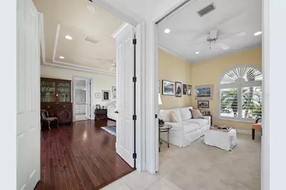 573 Spinnaker Lane, Longboat Key, FL 34228 - Photo 9