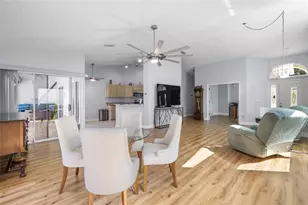 4846 Raintree St Cir E, Bradenton, FL 34203 - Photo 7