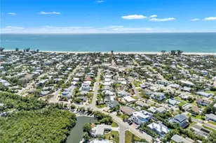204 83rd St, Holmes Beach, FL 34217 - Photo 43