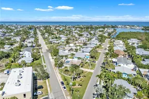 204 83rd St, Holmes Beach, FL 34217 - Photo 41