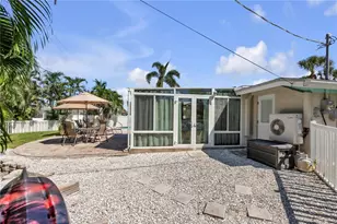 204 83rd St, Holmes Beach, FL 34217 - Photo 37