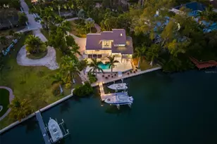 225 Little Pond Ln, Sarasota, FL 34242 - Photo 49