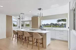 225 Little Pond Ln, Sarasota, FL 34242 - Photo 17