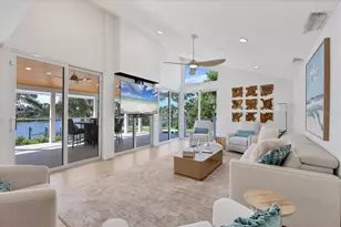 225 Little Pond Ln, Sarasota, FL 34242 - Photo 11