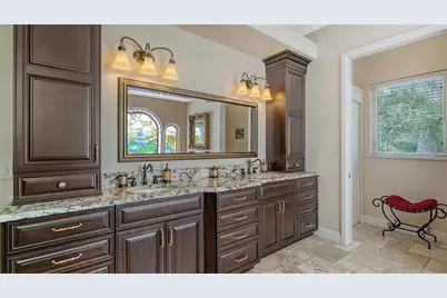 1887 Buccaneer Circle, Sarasota, FL 34231 - Photo 31