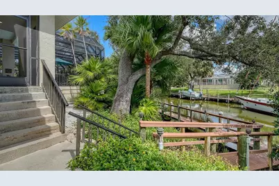 1887 Buccaneer Circle, Sarasota, FL 34231 - Photo 55