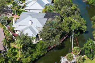 1887 Buccaneer Cir, Sarasota, FL 34231 - Photo 59