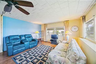 5512 Colleen Dr, Bradenton, FL 34207 - Photo 11