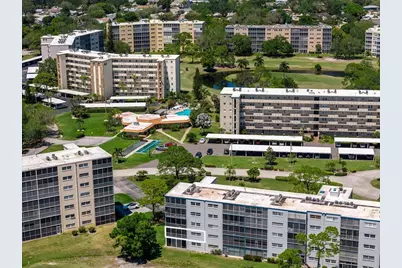 3880 Ironwood Lane #208E, Bradenton, FL 34209 - Photo 25