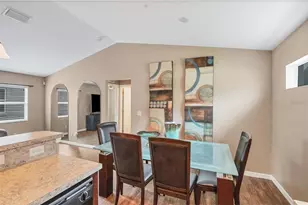 4032 11th St E, Bradenton, FL 34208 - Photo 9