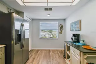 7301 29th Ave Dr W, Bradenton, FL 34209 - Photo 5