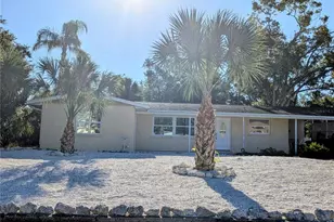 362 McArthur Ave, Sarasota, FL 34243 - Photo 1