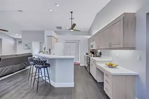 2104 Tocobaga Ln, Nokomis, FL 34275 - Photo 13