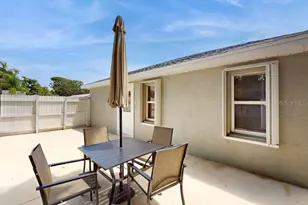 6602 38th Ave Cir W, Bradenton, FL 34209 - Photo 23