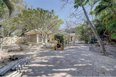 226 Ogden Street, Sarasota, FL 34242 - Photo 37