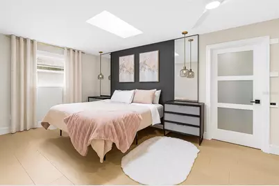 908 NE 5th Place, Cape Coral, FL 33909 - Photo 13