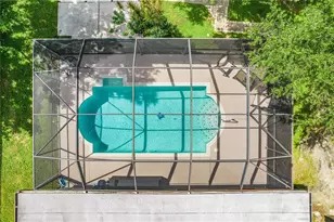 908 NE 5th Pl, Cape Coral, FL 33909 - Photo 25