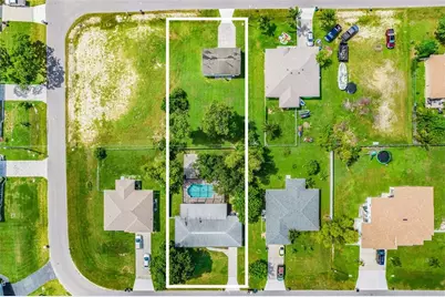 908 NE 5th Place, Cape Coral, FL 33909 - Photo 29