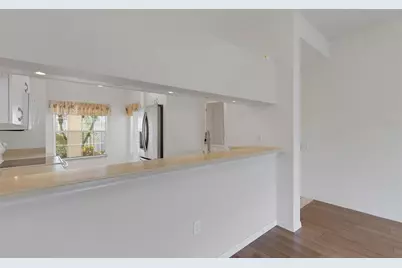 4206 Caddie Drive E #103, Bradenton, FL 34203 - Photo 9