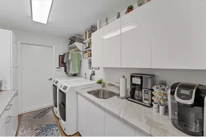 8704 Misty Creek Drive, Sarasota, FL 34241 - Photo 41