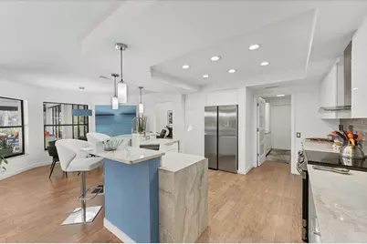 8704 Misty Creek Drive, Sarasota, FL 34241 - Photo 15