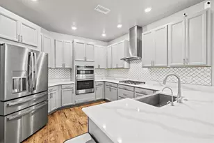 5458 Summit Gln, Bradenton, FL 34203 - Photo 9