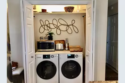 2181 Pueblo Circle #V21, Sarasota, FL 34231 - Photo 5