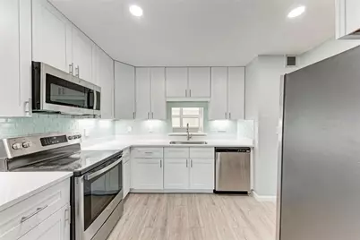 6300 Flotilla Drive #105, Holmes Beach, FL 34217 - Photo 3