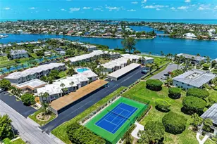 6300 Flotilla Dr, Holmes Beach, FL 34217 - Photo 37