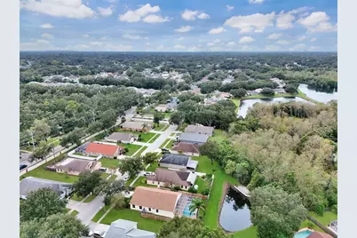 1212 Lake Shore Ranch Drive, Seffner, FL 33584 - Photo 35