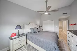 5400 Eagles Point Cir, Sarasota, FL 34231 - Photo 27