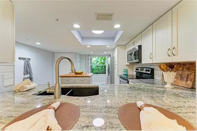 9320 Clubside Circle #2104, Sarasota, FL 34238 - Photo 9