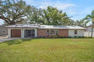 3428 Hacienda St, Sarasota, FL 34237 - Photo 1