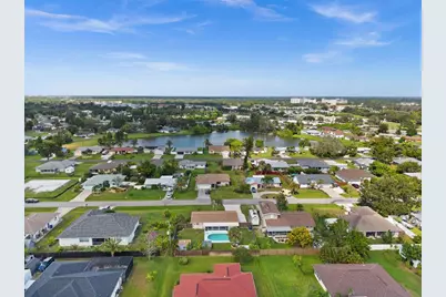 219 Coral Road, Venice, FL 34293 - Photo 3