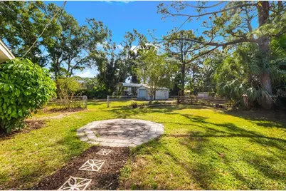904 66th Avenue W, Bradenton, FL 34207 - Photo 45