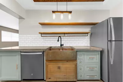 904 66th Avenue W, Bradenton, FL 34207 - Photo 11