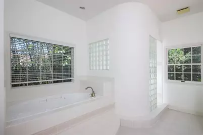 1351 Dixie Lee Lane, Sarasota, FL 34231 - Photo 27