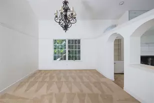 1351 Dixie Lee Ln, Sarasota, FL 34231 - Photo 9