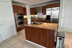 1350 Main St, Sarasota, FL 34236 - Photo 7