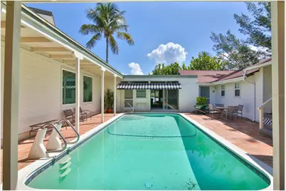 3440 Gulf Of Mexico Drive #9, Longboat Key, FL 34228 - Photo 5