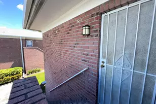 3810 37th St S, Saint Petersburg, FL 33711 - Photo 21