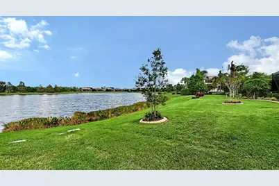 16305 Castle Park Terrace, Lakewood Ranch, FL 34202 - Photo 47