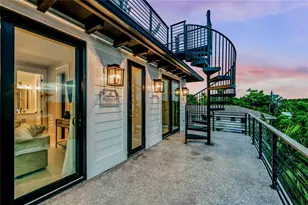 234 Grant Dr, Sarasota, FL 34236 - Photo 7