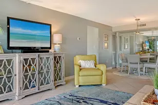 101 Benjamin Franklin Dr, Sarasota, FL 34236 - Photo 7