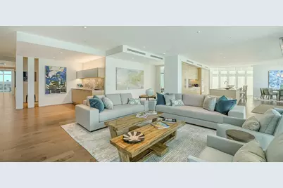 280 Golden Gate Point #600, Sarasota, FL 34236 - Photo 7