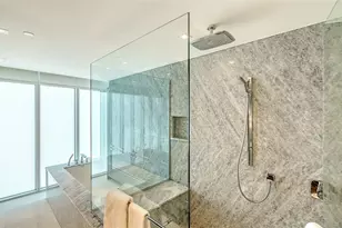 280 Golden Gate Point, Sarasota, FL 34236 - Photo 29