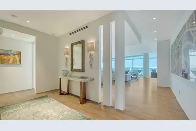 280 Golden Gate Point #600, Sarasota, FL 34236 - Photo 5