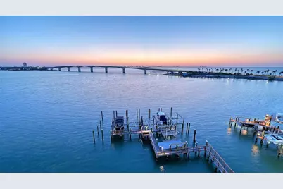 280 Golden Gate Point #600, Sarasota, FL 34236 - Photo 15